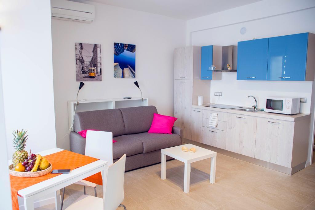 Ferienwohnung Loreto - Colorful Studio Mailand Exterior foto