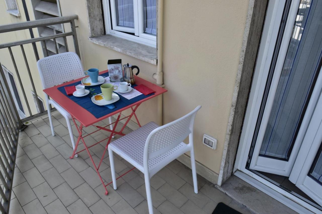 Ferienwohnung Loreto - Colorful Studio Mailand Exterior foto